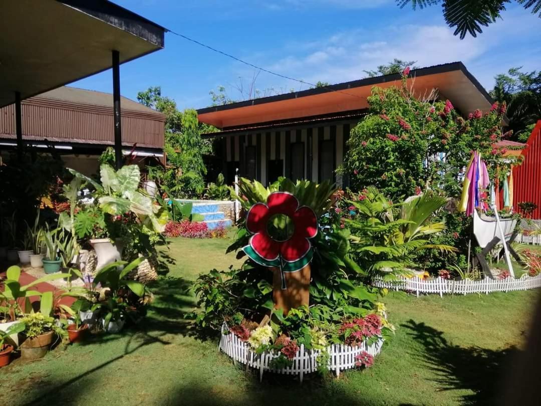 Edmund'S Garden Inn سيكويجور المظهر الخارجي الصورة