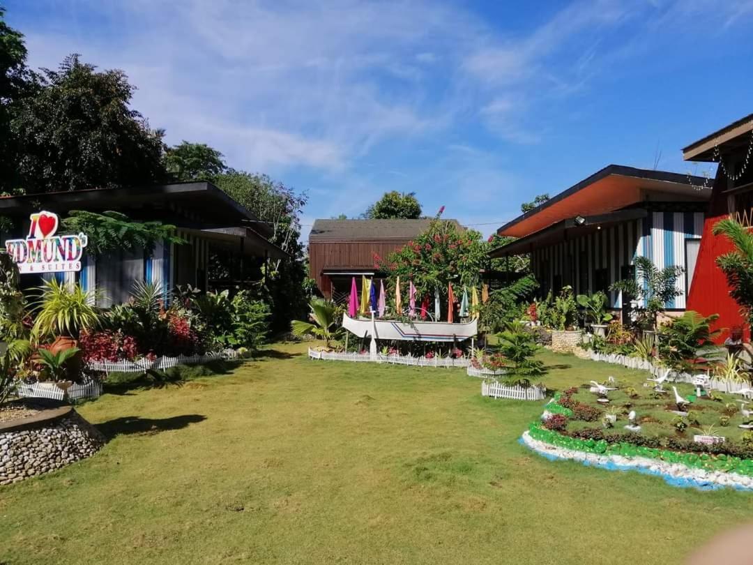 Edmund'S Garden Inn سيكويجور المظهر الخارجي الصورة