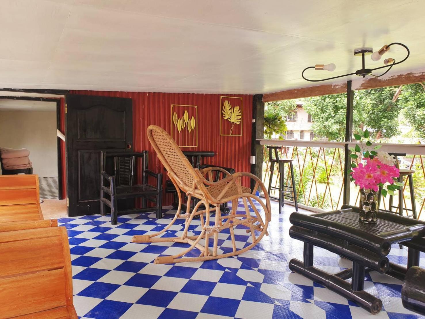 Edmund'S Garden Inn سيكويجور المظهر الخارجي الصورة