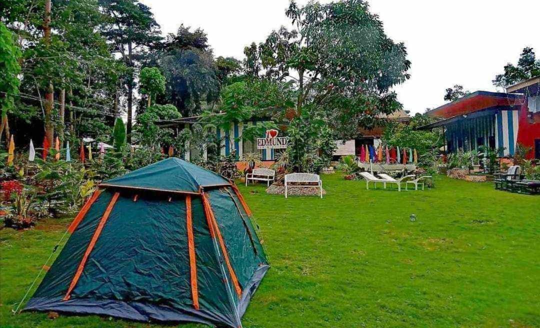 Edmund'S Garden Inn سيكويجور المظهر الخارجي الصورة